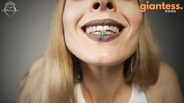 SexSweetBlonde - Giantess Flirt: Showing Off New Lipstick To Her Tiny