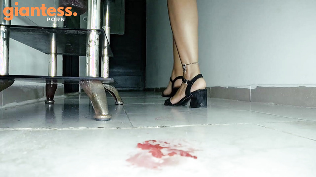 Giantess Latinas - The Maid’s Revenge: Agatha Grows Beyond Control
