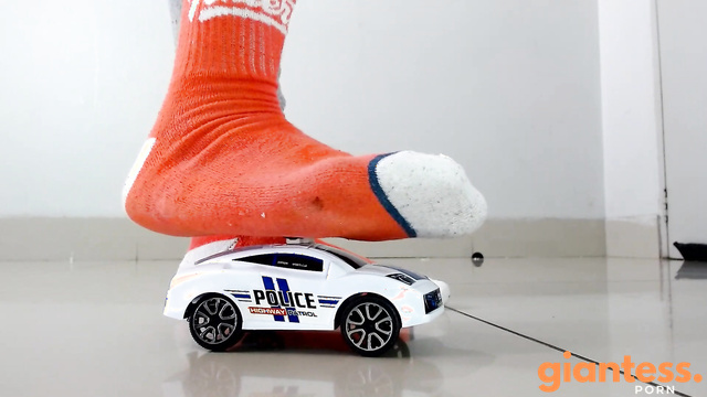 Mael - Police Patrol Car Feet Stomped And Huge Breast Smothered