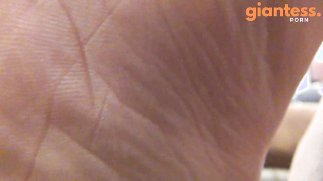 Southern Giantess - Tiny Juan Gets Trampled By Mitzy Sexy Giantess