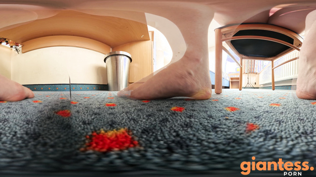 Winzlings Shrinking Clips - Teenage Giantess Dana And Her Magical Feet