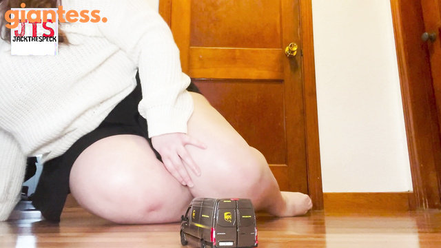 Jackthespeck Giantess Flicks - Ashley’s Big Foot Domination: Punishing Late Delivery