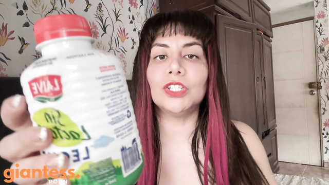 Giantessdebora - Goddess With Red Lips Drinking Milk Before Eat You