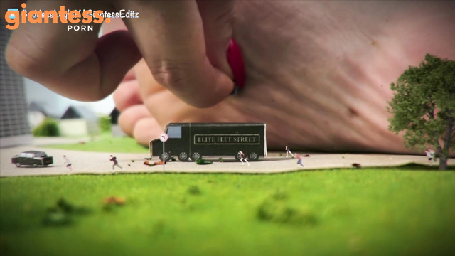 Leyla Hardy - Giantess Barefoot Assault: Ass Crushing The City Compilation