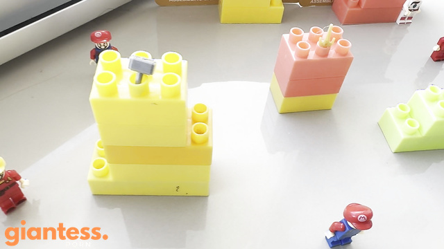 Jasmine01s - Giant Woman Treads On Lego City And They Come For Revenge
