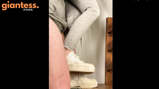 Tramplegirls Shoejobs And Cockcrush - Japan Giantess Shoejob In Asics Sneakers & Calve Humping
