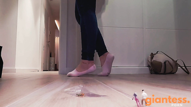 Kapree - Shrunken Ex-Boyfriend's Fantasy: Trapped In My Giantess Socked Feet Forever