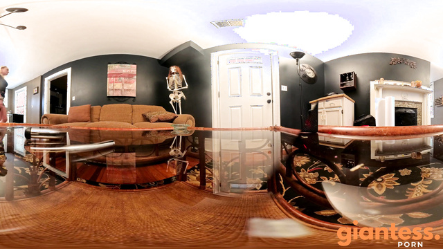 Southern Giantess - Mandy's Have A Tasty Snack Time With Tiny Slave