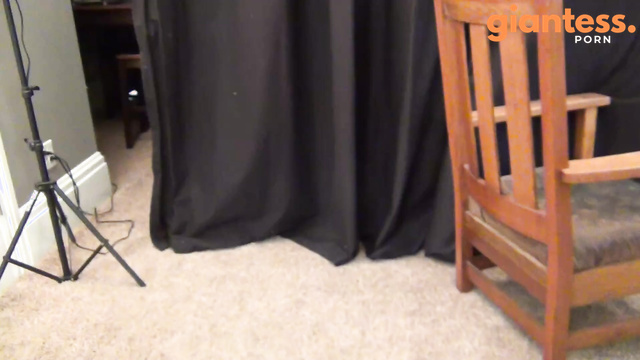 Southern Giantess - Shaylee's Personal Tiny Man Licking Soles Of Goddess