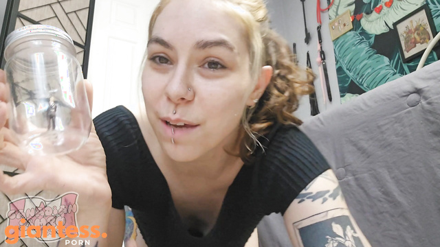 Canadianbimbos Clips - Jarred And Gassed: Farting on Her Little Toy Pet