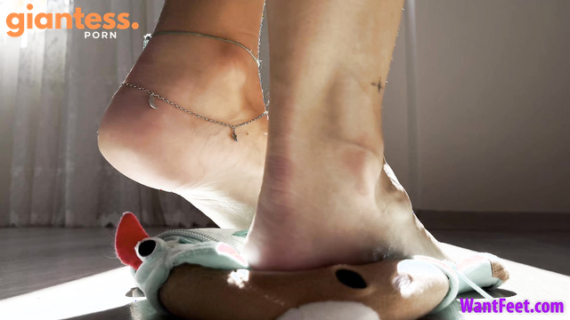FeetWish - Plushie Playtime: Lisa Beautiful Barefoot Trampling