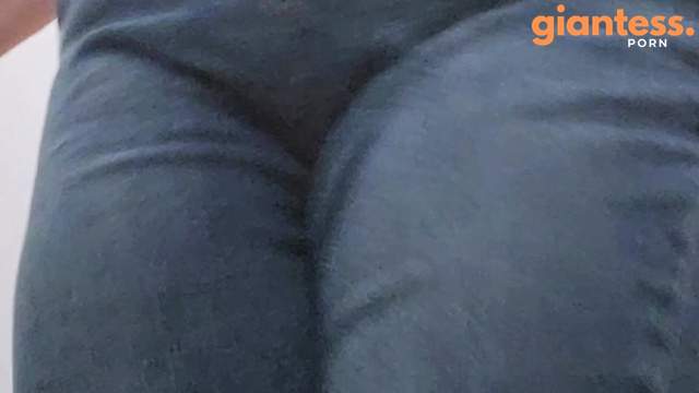 The Girlfriend XXXperience XXX - Friday Ritual: BBW Giantess Clothing