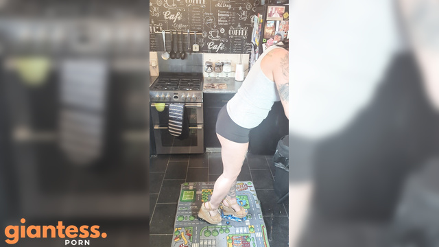 Car Crush Queens UK - Crushing Justice: She Punishes Old Toy Cars in Wedges