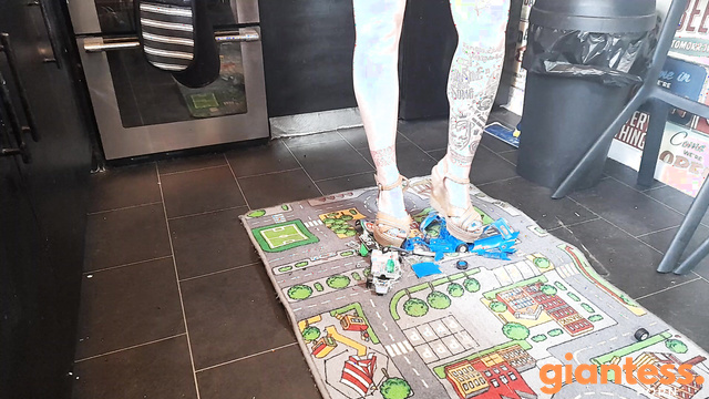 Car Crush Queens UK - Giantess Destroys Old Racers in Thick High Wedge Heels