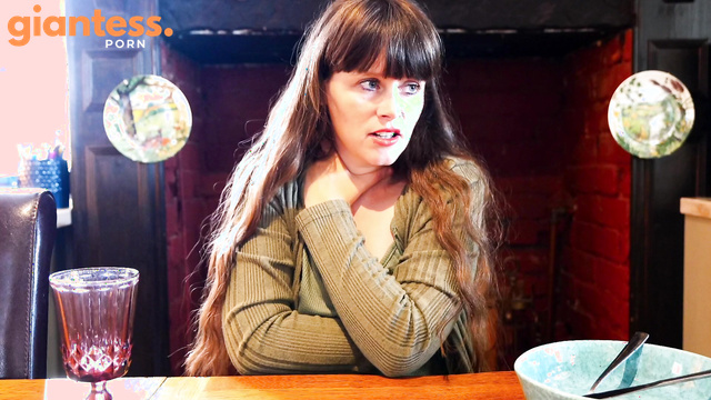 Sydneys Vids - First Date Magic: The Bra That Grows My Huge Breasts