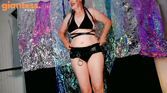 MOLLY SILVERS FETISH WORLD - Satanic Belly Inflation With Naughty Molly Silver