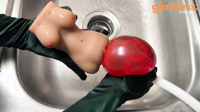 MimiHungVO - Extreme Body Deformation Mini Girl Onahole With A Water Balloon