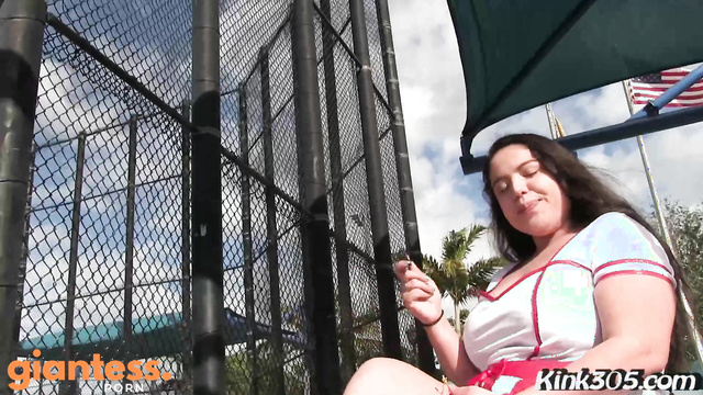 Kink 305 - Giantess Nurse Veronica Skye And Her Thick Ass Crush Tinies