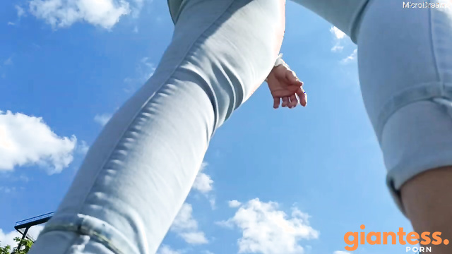 MicroStudio - Casual Day Out: Giantess Walking in New Jeans Part 2