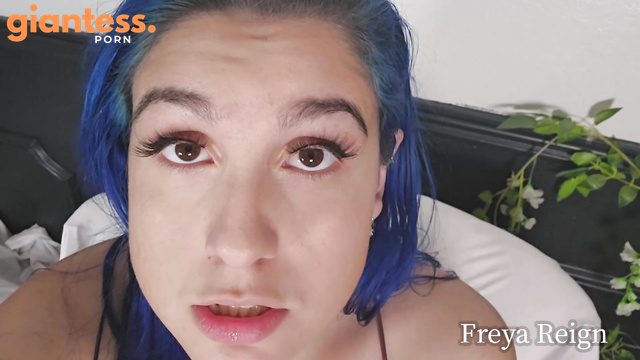 When You’re Stood Up, The Giantess Devours You For Dessert