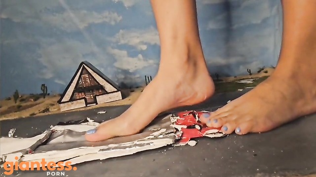 Strength GTS Dioramas - Magical Latina Giantess Rules Over The Village