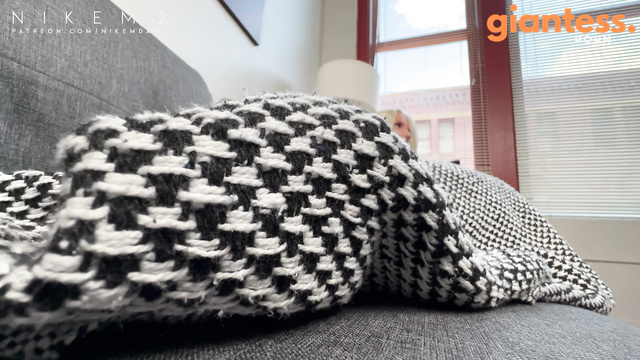 Nikemd - Giantess Chloe Unwanted Attention To Her Perfect Resting Soles