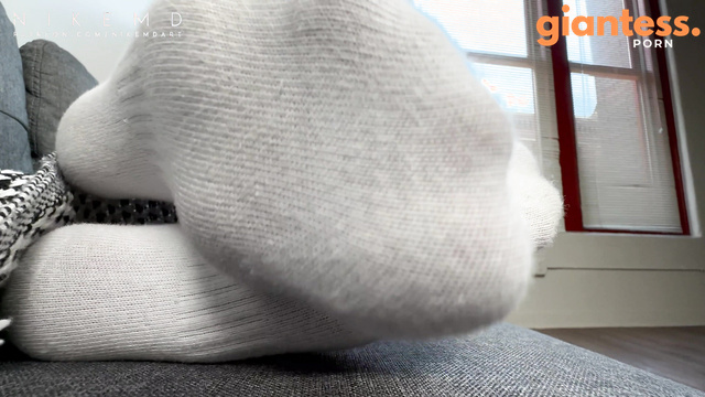 Nikemd - Giantess Chloe Unwanted Attention To Her Perfect Resting Soles