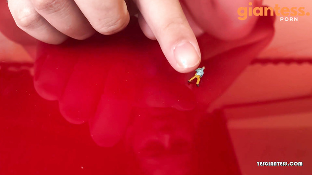 YesGiantess - Tiny Fan’s Struggle Against The Giantess Massive Nipples