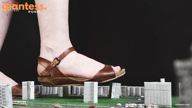 Giantess Noon - Her Stained Soles Bring Down Twin Thrones of Death And Might