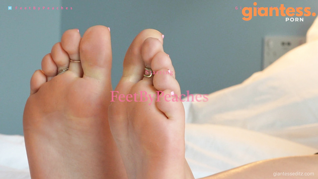 Giantess EditZ - Crushed Underfoot: Peaches The Giantess Toes Tiny Workers Part 1