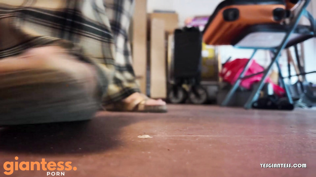 WorldUnseenFilms - Overpowered by The Giantess And Her Infinity Gauntlet