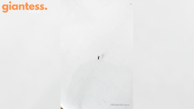 Yourhikerbabe - Horny Giantess Want Terrorises Micro Man Then Eats Him