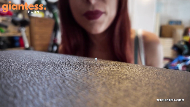 WorldUnseenFilms - Unaware Accident With Ground Shakes: High Heels Will Destroy Tinys