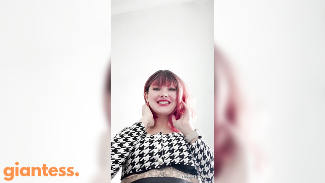Yourhikerbabe - Shrinking My Manager And His Annoying Girlfriend