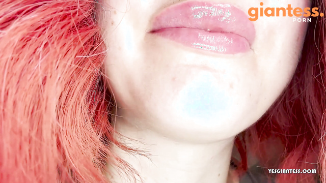 Yourhikerbabe - Sensual Giantess Lipstick Make Your Dick Hard