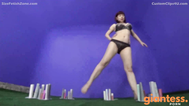 CustomClips4U - Mad Giantess: Mouth Bigger Is Better Frequent Flyer Part 2