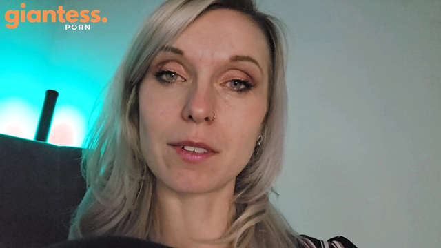 Lexi Snow - Experience Of New Giantess Mommy Humiliating You POV